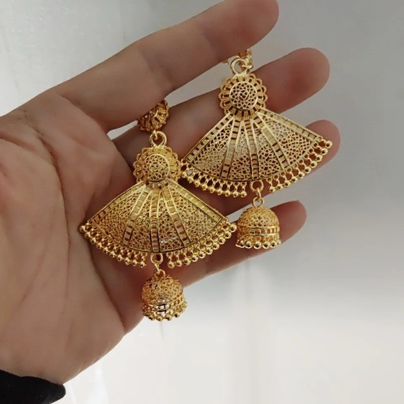 New- Statement Earrings, Gold Earrings, Africa Jewelry, Wedding Golf Earrings - Picture 5 of 8